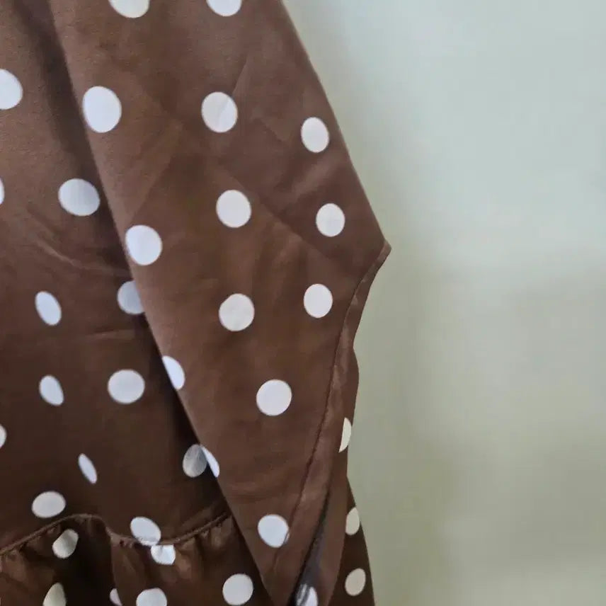 [BUNJANG] Brown Polka Dot Long Dress with Frill Detail / 브라운 물방울 롱 원피스 프릴 포인트