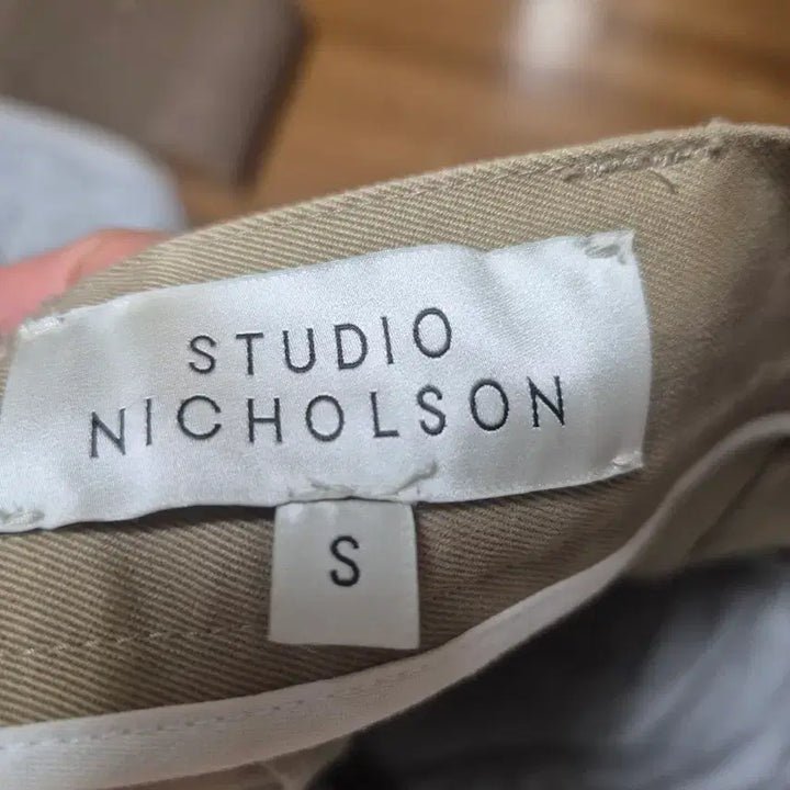 [BUNJANG] Studio Nicholson Bill Pants Tan (Size S) / 스튜디오 니콜슨 빌 팬츠 탄(s)