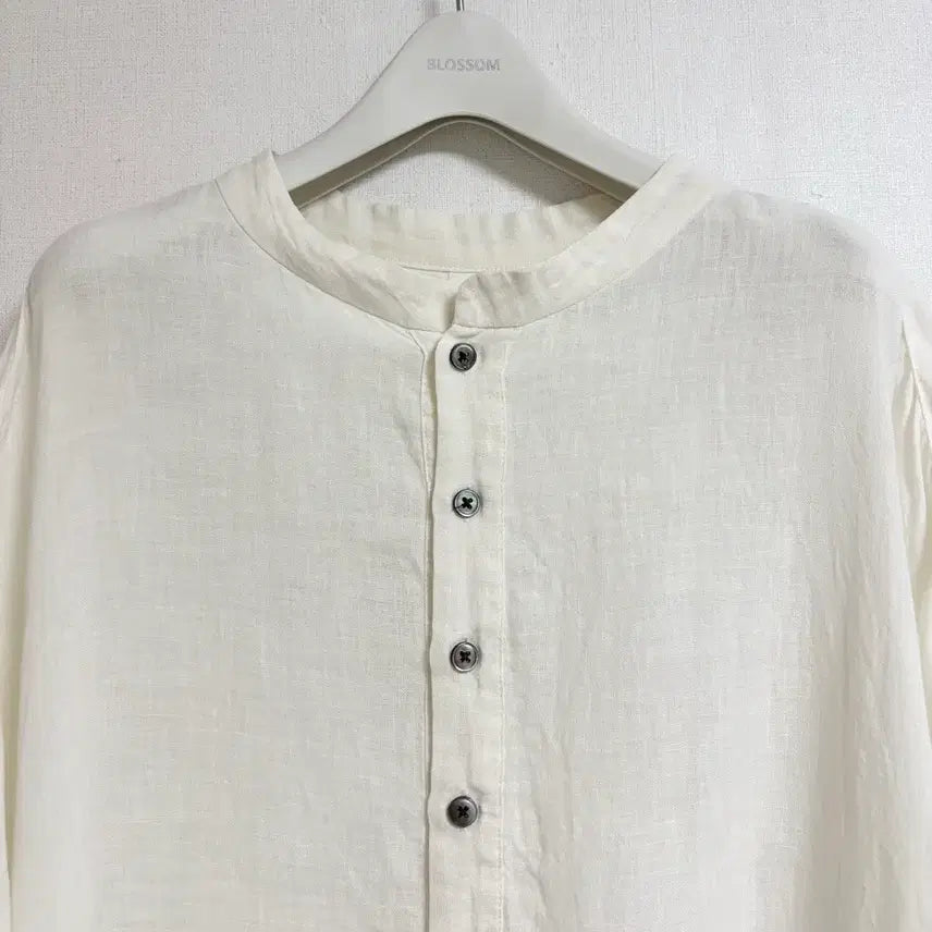 [BUNJANG] Prit Linen Henley Neck Shirt White / 린넨 헨리넥 셔츠 화이트
