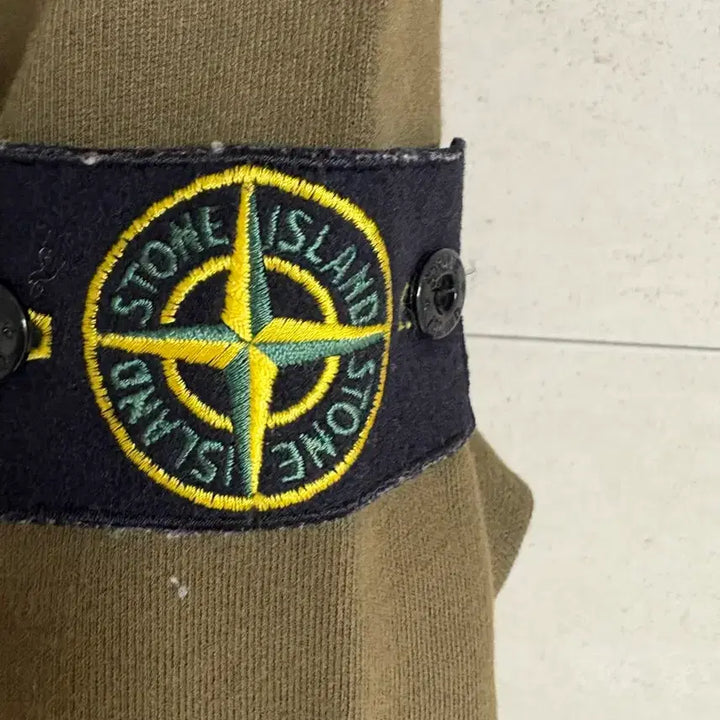 [BUNJANG] Stone Island Crewneck Sweatshirt Khaki L / [L] 백화점판 스톤아일랜드 맨투맨 카키
