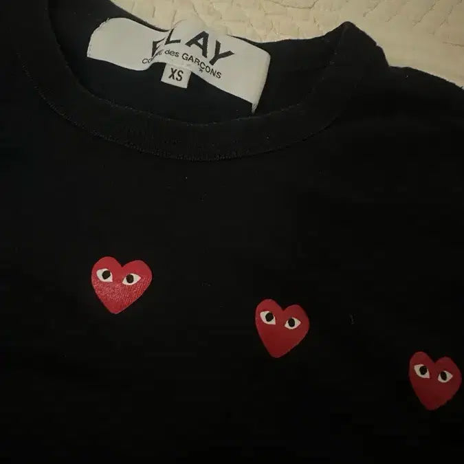 [BUNJANG] Comme des Garçons PLAY Heart T-Shirt Black / 꼼데가르송 플레이 하트 반팔 티셔츠 검정색