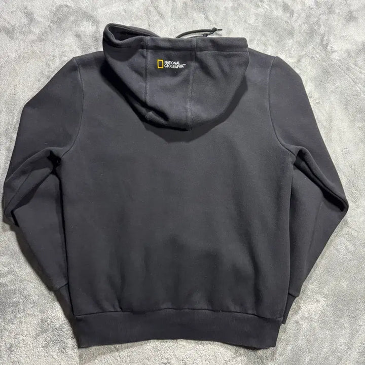 [BUNJANG] National Geographic Black Hoodie / 내셔널지오그래픽 검정색 후드티