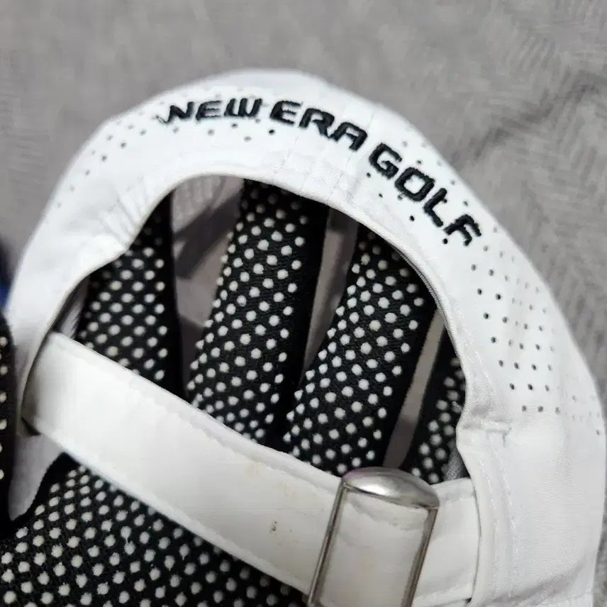 [BUNJANG] New Era 9FORTY NG Logo White Cap / 뉴에라 9FORTY 볼캡 화이트 NG로고 프리