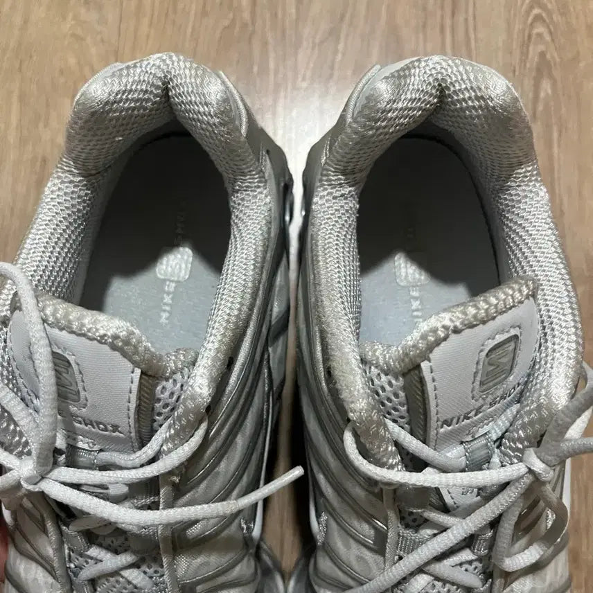 [BUNJANG] Nike Shox TL Pure Platinum &amp; Metallic Silver Sneakers / 나이키 샥스tl 퓨어 플래티넘 앤 메탈릭 실버 265