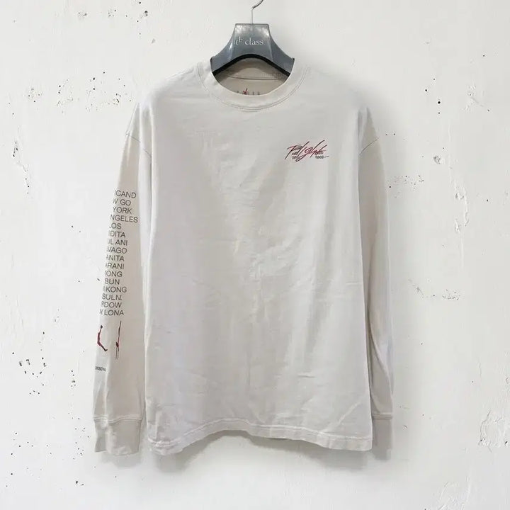 [BUNJANG] Jordan Air Flight Tour Long Sleeve T-Shirt XL (2022 Limited Edition) / 2022년 한정판 조던 에어 플라이트 투어 긴팔티 XL