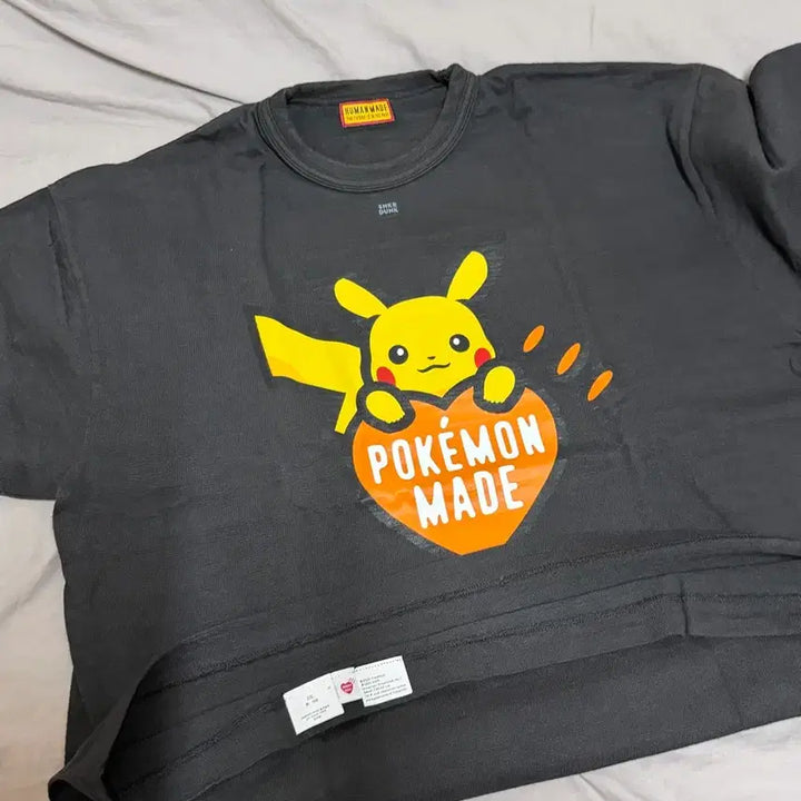 [BUNJANG] Human Made Pokemon Graphic T-shirt Black Orange / 2XL] 휴먼 메이드 x 포켓몬 그래픽 티셔츠 블랙 오렌지 시부야한정