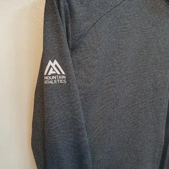 [BUNJANG] The North Face Korea Training Zip-Up Top / 노스페이스 코리아 트레이닝상의집업 95