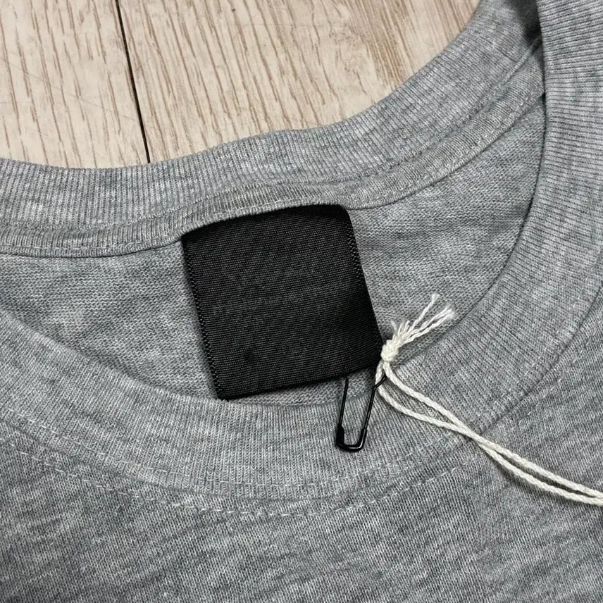 [SOLD OUT] [L] 디스이즈네버댓 디네댓  포켓몬 피카츄 콜라보 긴팔 티셔츠 롱슬리브
