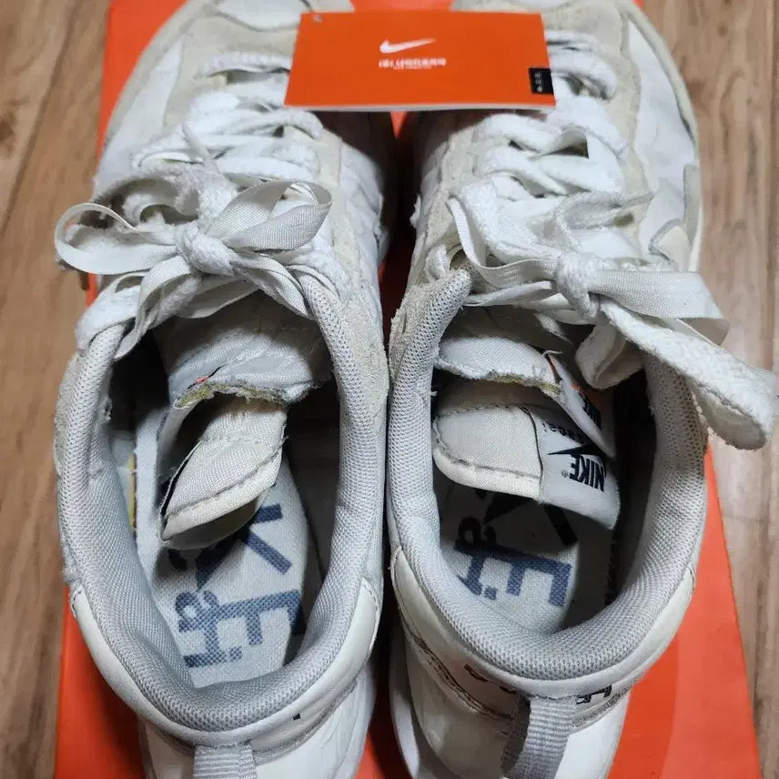 [BUNJANG] Nike x Sacai Vaporwaffle White Sneakers / 나이키 x 사카이 베이퍼와플 화이트 265mm