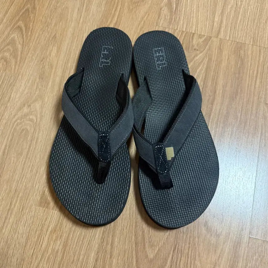 [SOLD OUT] Erl 플립플랍 10사이즈 275~280