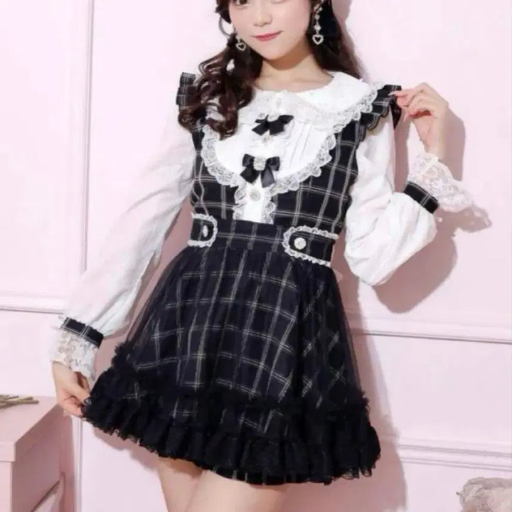 [BUNJANG] No:emi Setup Black Ribbon Check Lace Flare Frill Jire-gyeo Style / 노에미 셋업 블랙 리본 체크 레이스 플레어 프릴 양산형 지뢰계