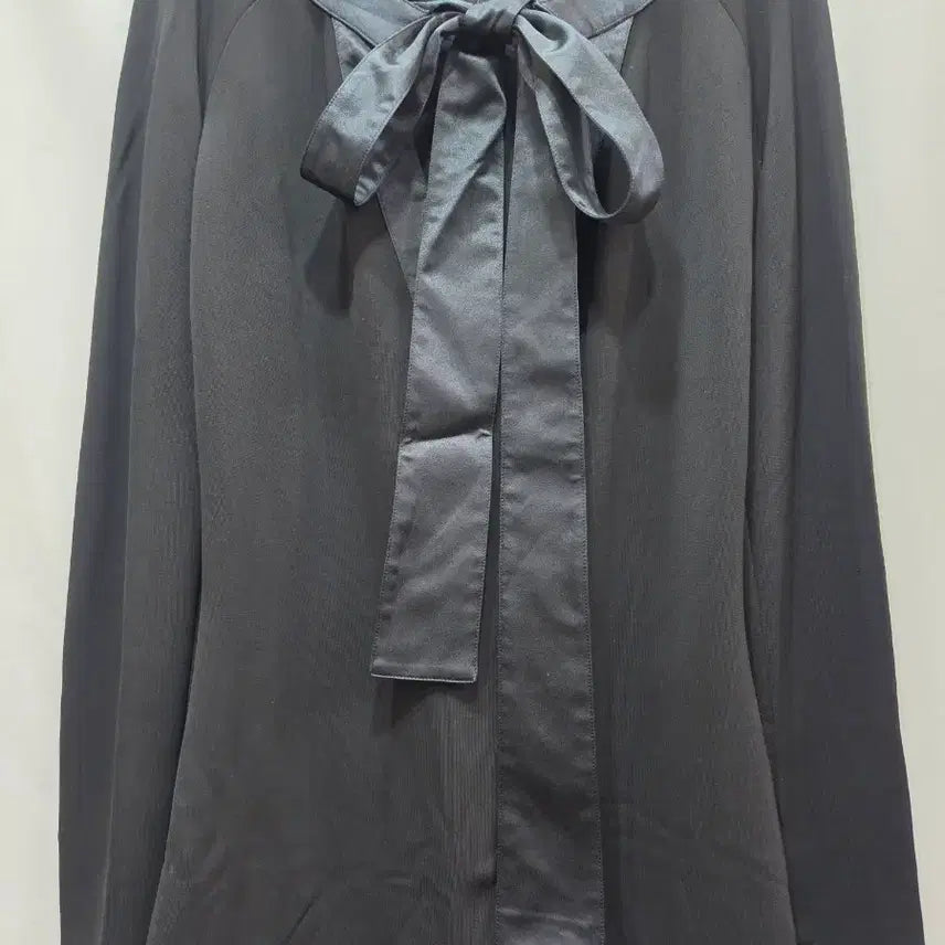 [BUNJANG] Givenchy Black Silk Ribbon Blouse / (정품)지방시 블랙 리본 블라우스
