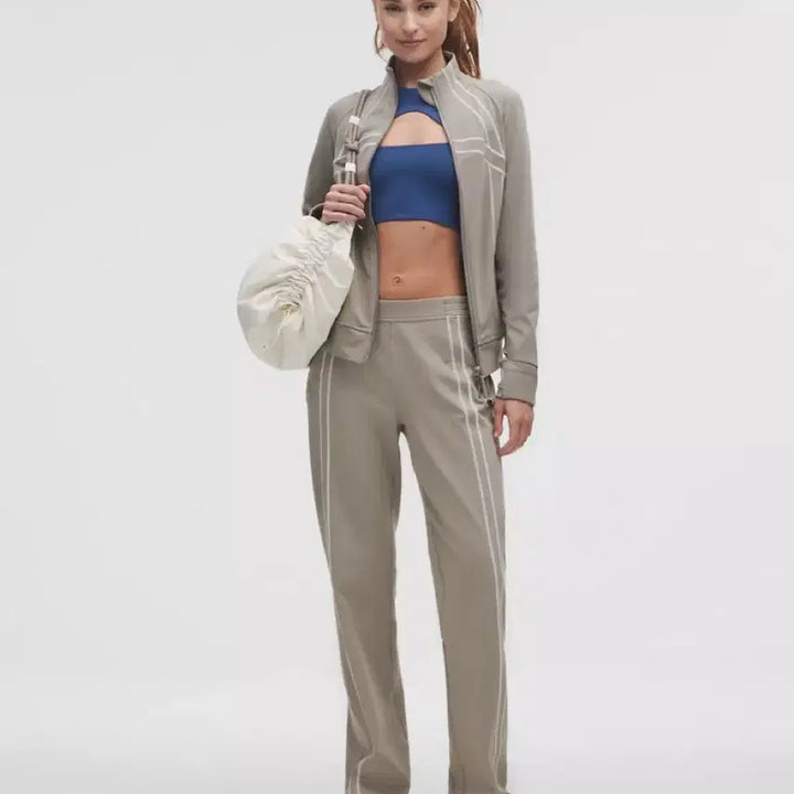 [BUNJANG] Lululemon Align Ribbed Cropped Jacket / 룰루레몬 디파인 트랙자켓