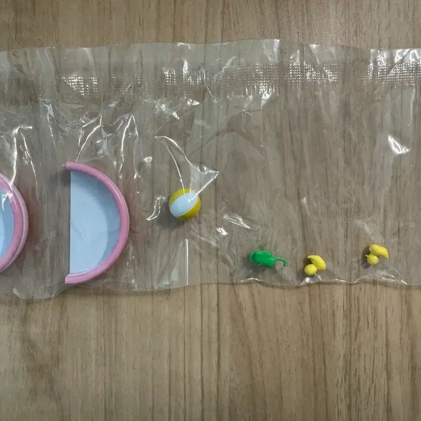[BUNJANG] Pool Vinyl Miniature Figure Gacha / [비닐미개봉] 수영장 비닐 풀 물놀이 미니어처 피규어 가챠
