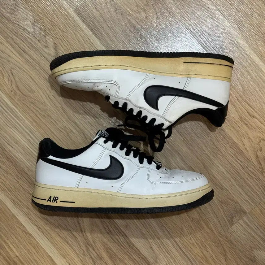 [BUNJANG] Nike Air Force 1 07 White Black Sneakers / KREAM 32만원 에어포스1 07화이트블랙 280사이즈