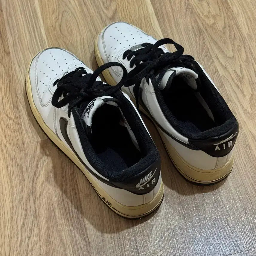 [BUNJANG] Nike Air Force 1 07 White Black Sneakers / KREAM 32만원 에어포스1 07화이트블랙 280사이즈