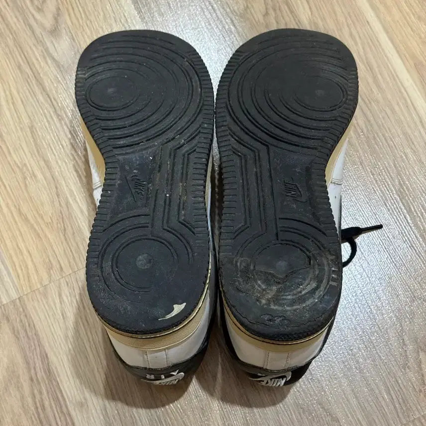 [BUNJANG] Nike Air Force 1 07 White Black Sneakers / KREAM 32만원 에어포스1 07화이트블랙 280사이즈
