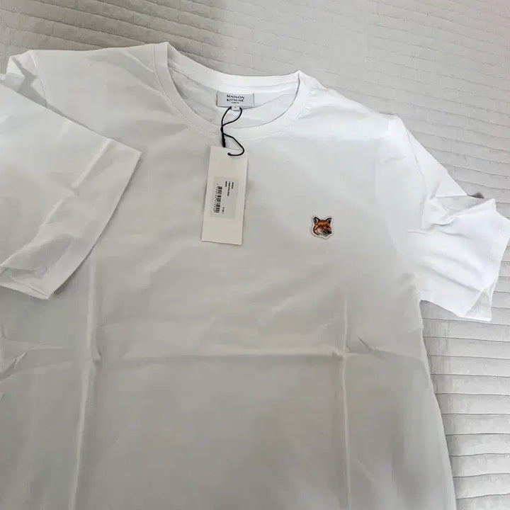 [BUNJANG] Maison Kitsune Fox Short Sleeve T-shirt / 메종키츠네 반팔 폭반헤드 반팔 새상품 정품