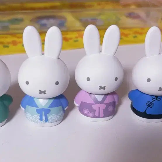 [BUNJANG] Miffy Hanbok Figure / 전통복 한복 미피 miffy 피규어 가챠 블라인드박스