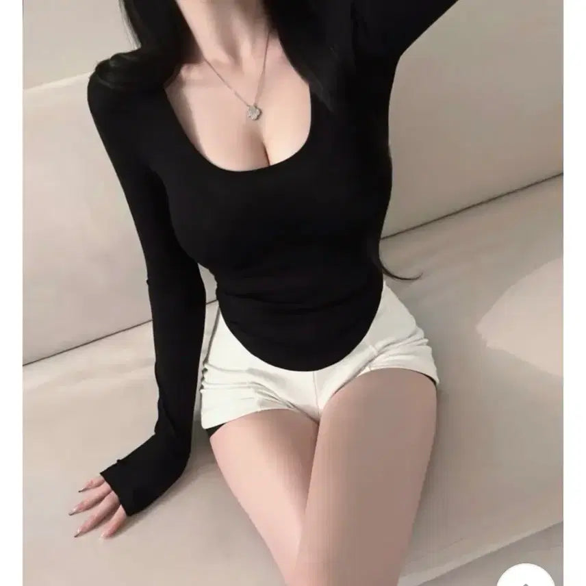 [SOLD OUT] 에이블리 굴림 유넥 긴팔 티셔츠