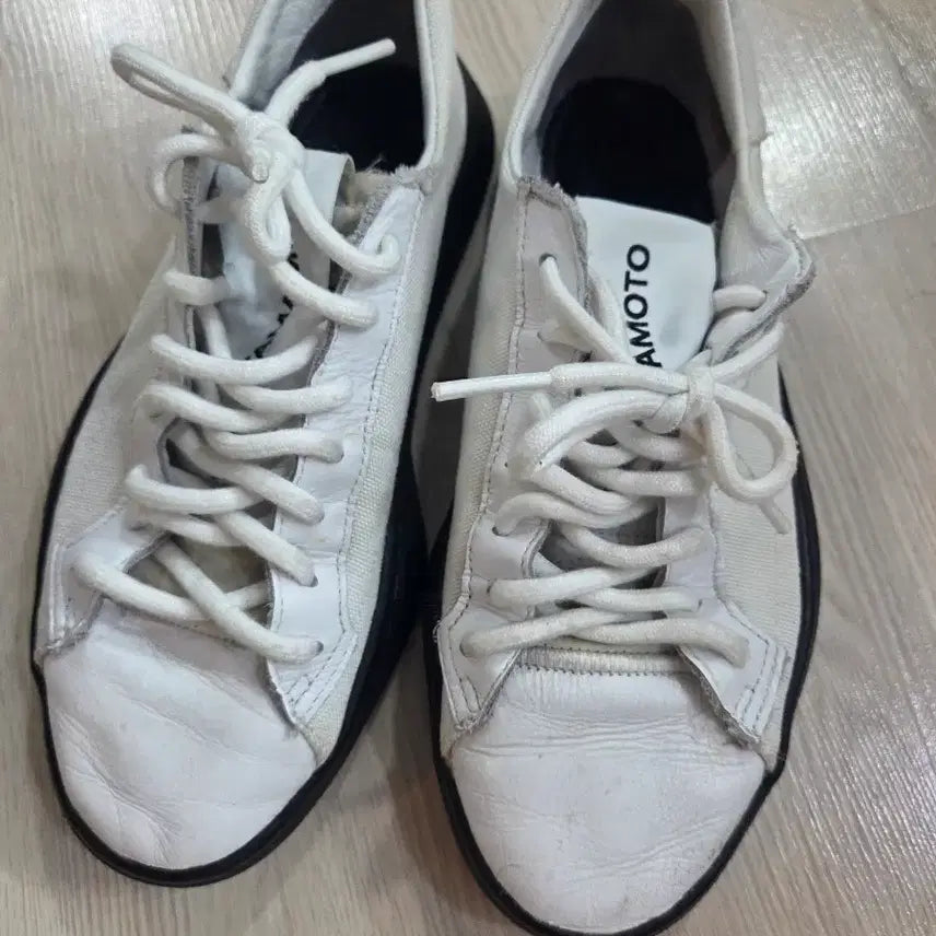 [BUNJANG] Yohji Yamamoto White Sneakers / 요지야마모토 화이트 스니커즈