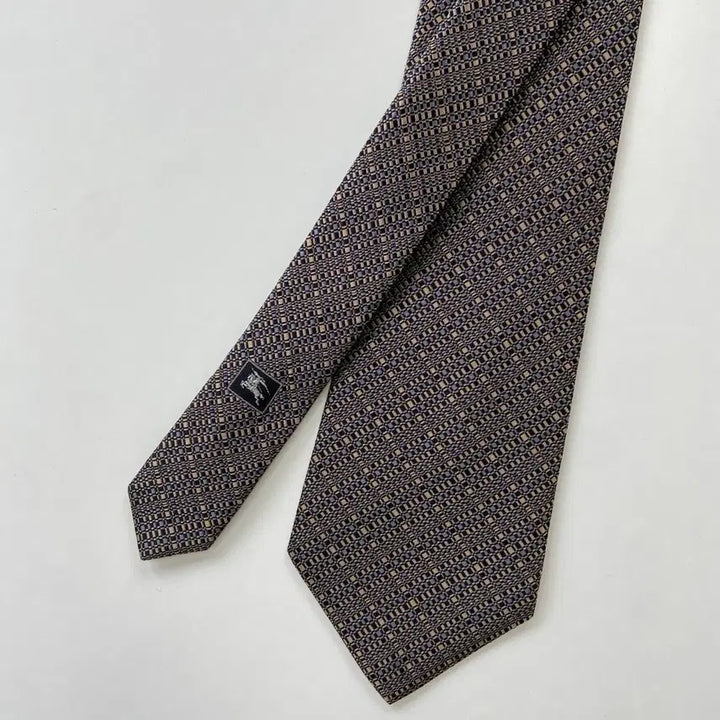 [BUNJANG] Burberry Silk Necktie / 버버리 명품 정품 넥타이 (Burberry)