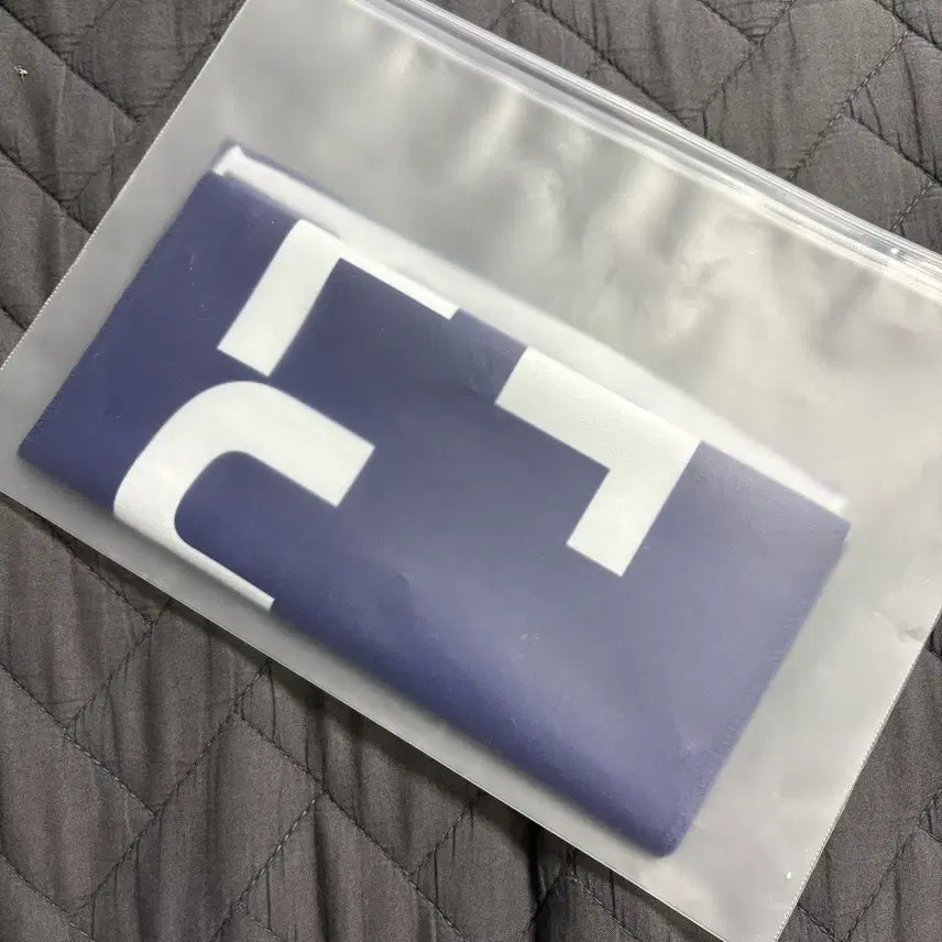 [SOLD OUT] 캔트비블루 슬로건 양도