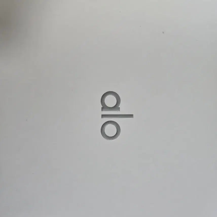 [BUNJANG] 새상품 ) 알로요가 ALO Yoga리커버리 모드 스니커즈 그레이/화이트 / 새상품 ) 알로요가 ALO Yoga리커버리 모드 스니커즈 그레이/화이트