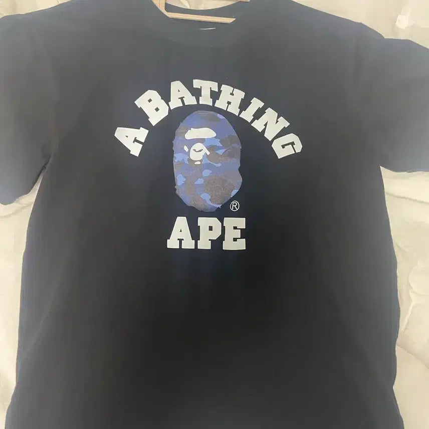 [BUNJANG] BAPE Black Short Sleeve T-Shirt Navy Logo / 베이프 BAPE 블랙 반팔 네이비