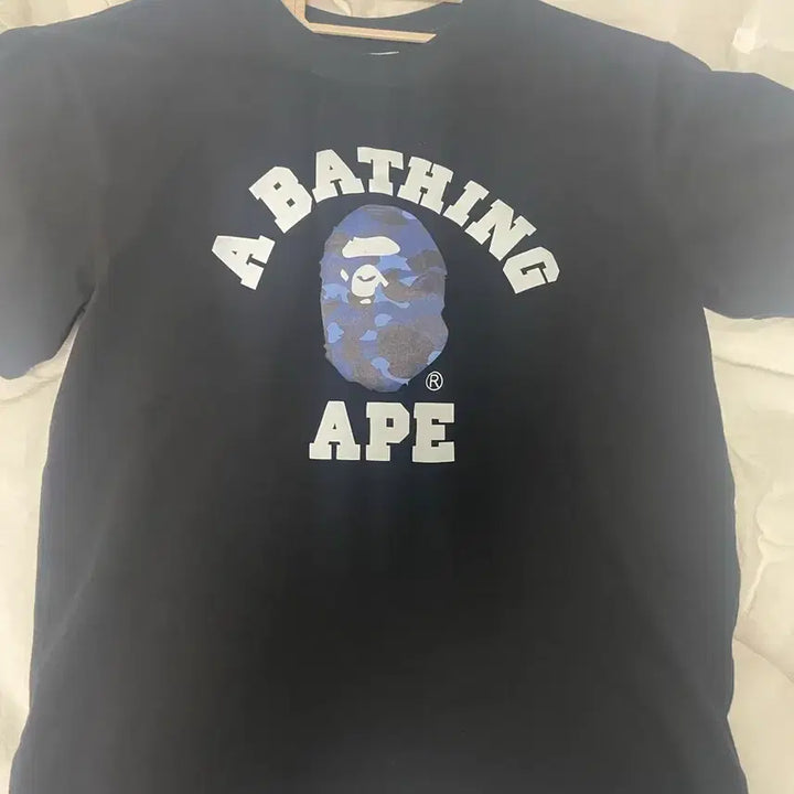 [BUNJANG] BAPE Black Short Sleeve T-Shirt Navy Logo / 베이프 BAPE 블랙 반팔 네이비