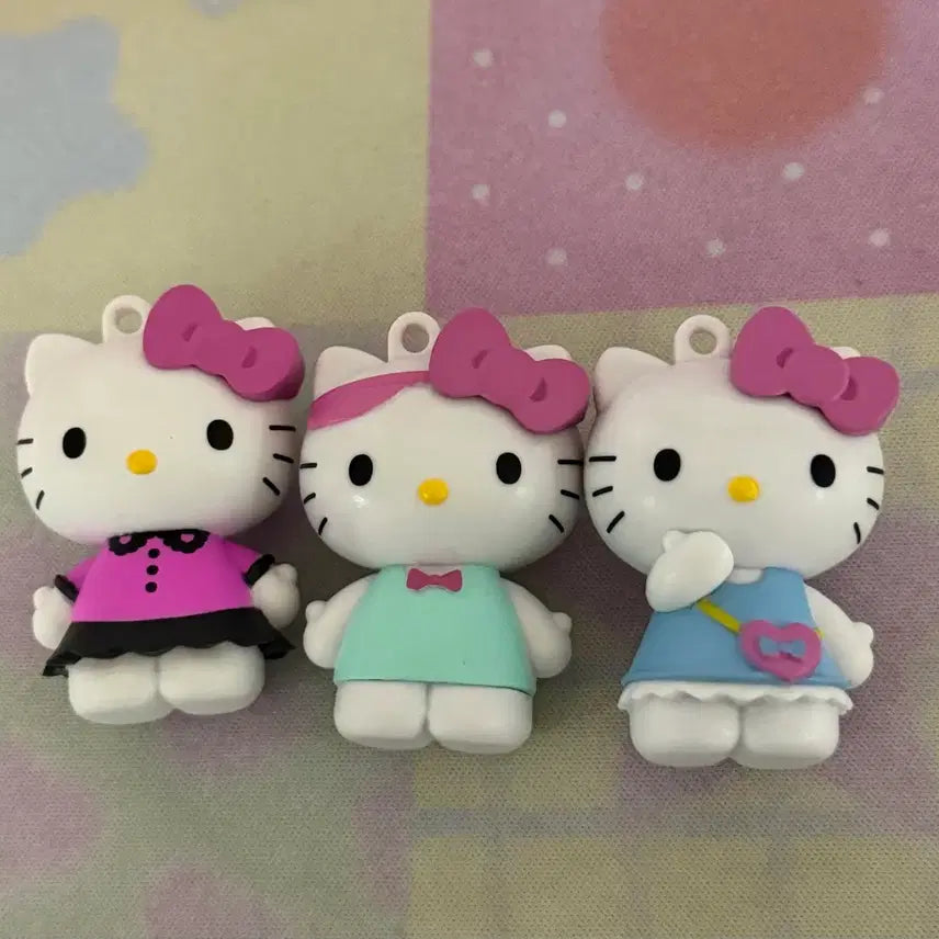 [BUNJANG] Sanrio Hello Kitty Figure Keyring / 산리오 헬로키티 해피키링 피규어 가차 가챠 뽑기