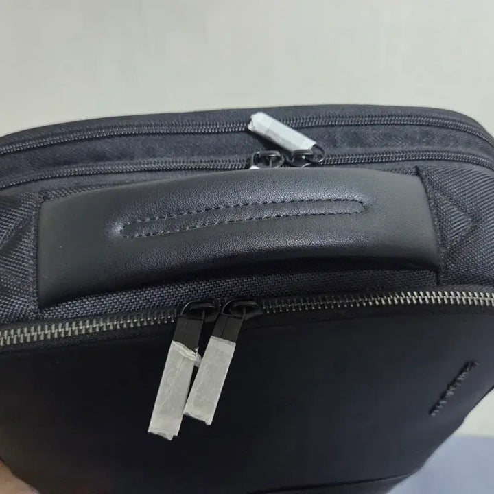[SOLD OUT] [새 상품] 샘소나이트 neumont4