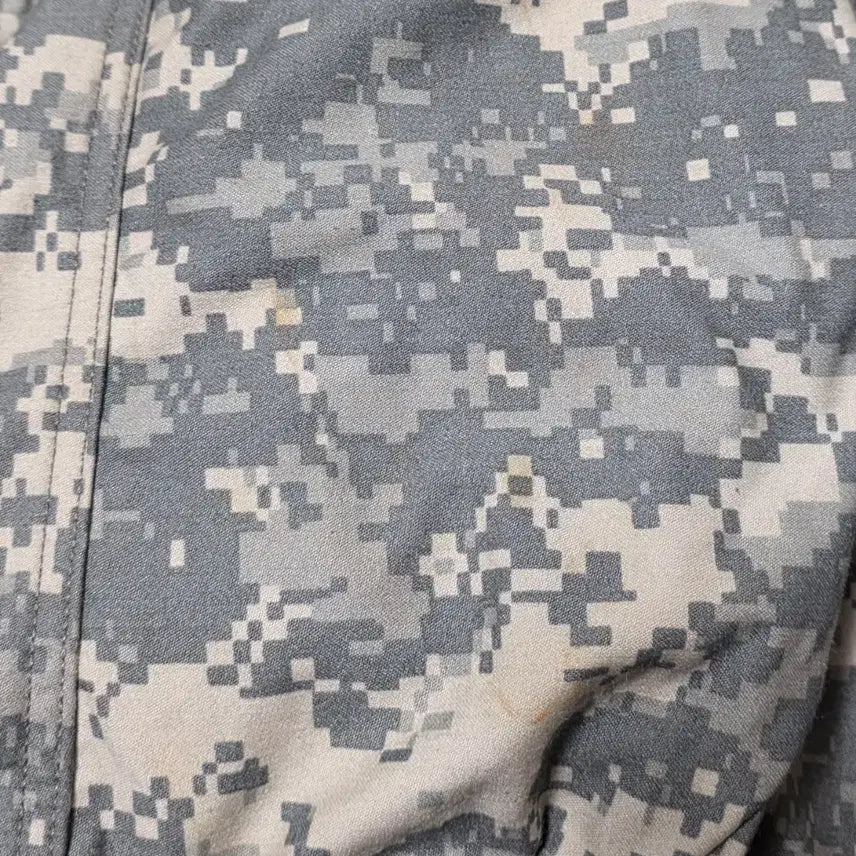 [SOLD OUT] 오리지널 ACU 미군 필드자켓 M65 M-R