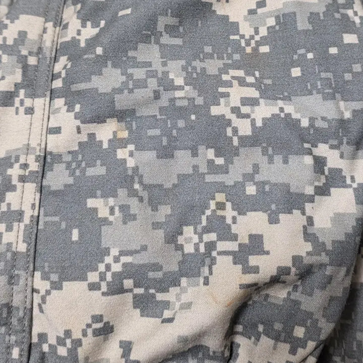 [SOLD OUT] 오리지널 ACU 미군 필드자켓 M65 M-R