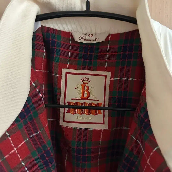 [SOLD OUT] 빈티지 바라쿠타 g9 클래식핏 아이보리 42