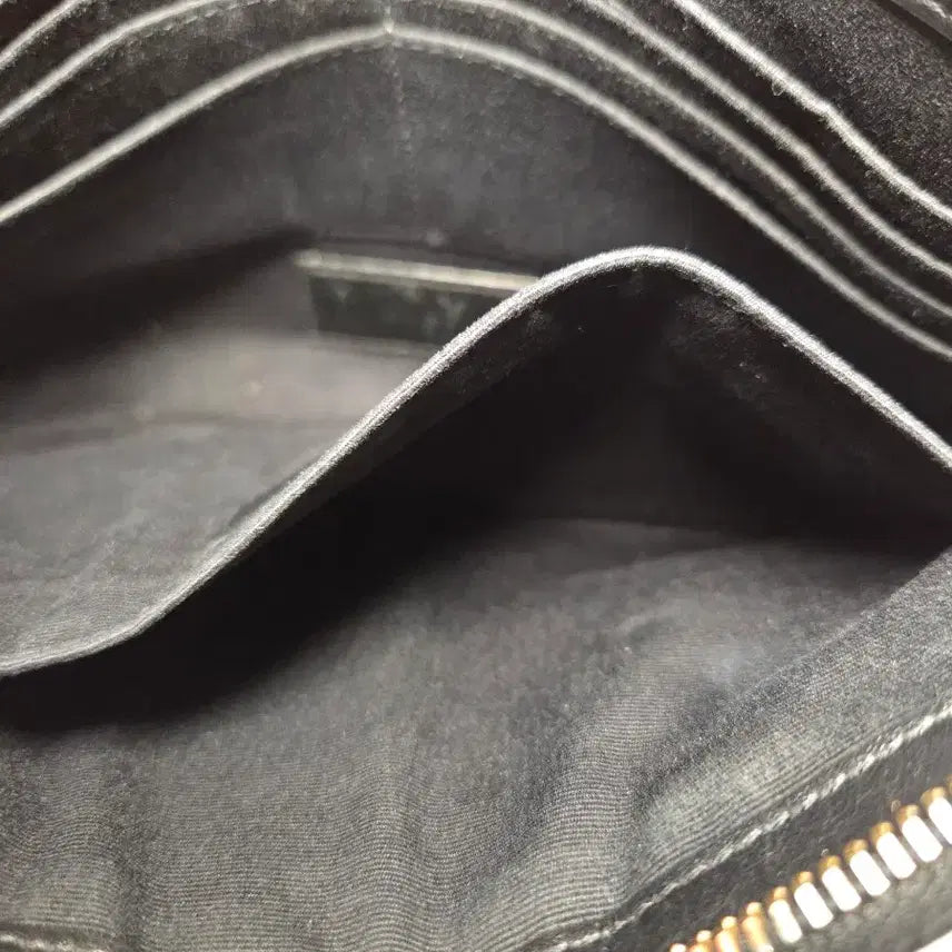 [BUNJANG] Saint Laurent Monogram Matelassé Bill Clutch Small Black / 생로랑 모노그램 마틀라세 빌 클러치 스몰 블랙 / 29만 / 단품