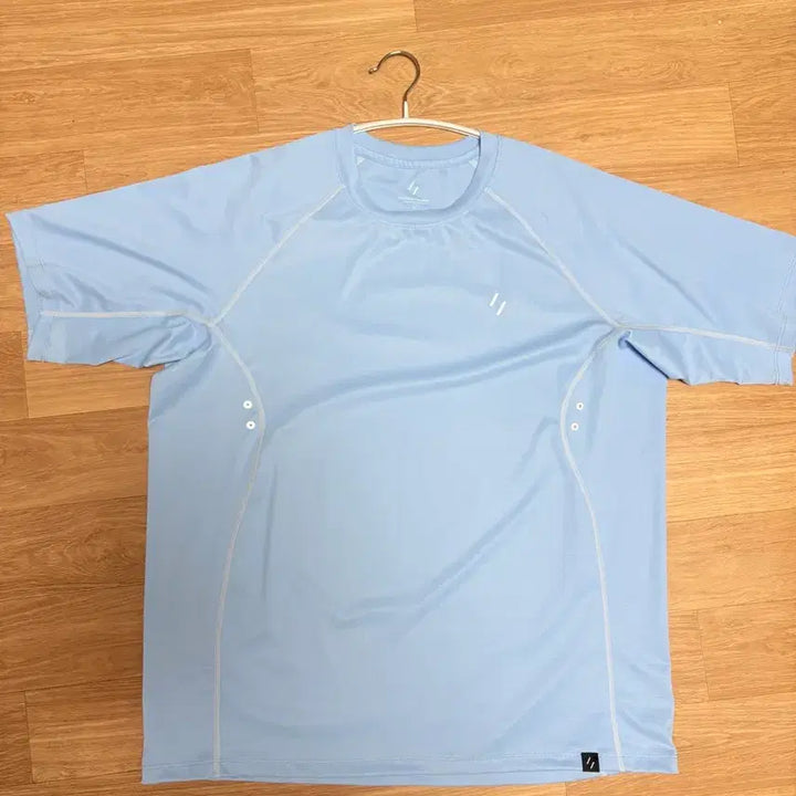 [SOLD OUT] 웰터 익스페리먼트 Velox 스카이블루 티셔츠