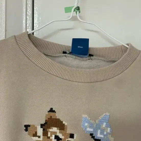 [SOLD OUT] Zara 밤비 자수 맨투맨 티셔츠 베이지