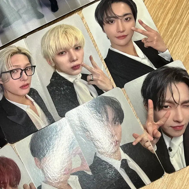 [BUNJANG] ATEEZ Fanmeeting Reward Lenticular Photocard Set / 에이티즈 ATEEZ 팬미팅 보상 포카 렌티큘러 세트 양도