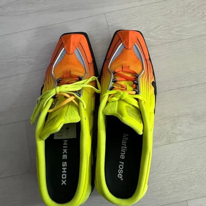 [SOLD OUT] 나이키 x 마틴 로즈 샥스 290