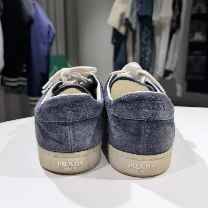 [BUNJANG] Prada Rain Suede Sneakers Navy / (A/9) / 프라다 레인 스웨이드 스니커즈 네이비