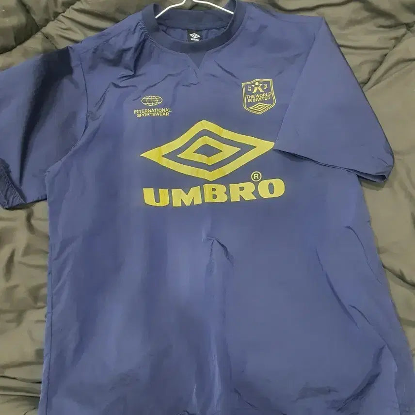 [BUNJANG] Umbro x Compact Record Bar Compact Record Bar Short-Sleeve T-Shirt / 엄브로 컴펙트레코드바 반팔피스테