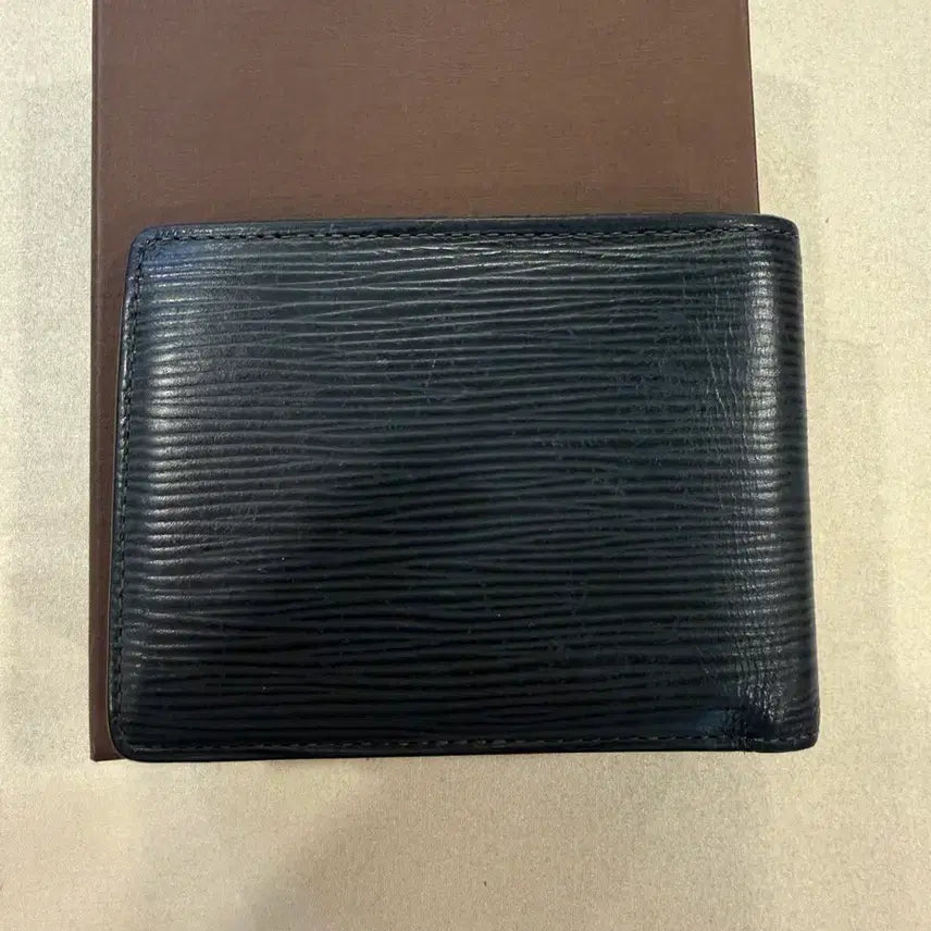 [SOLD OUT] 정품 루이비통 에피 반지갑