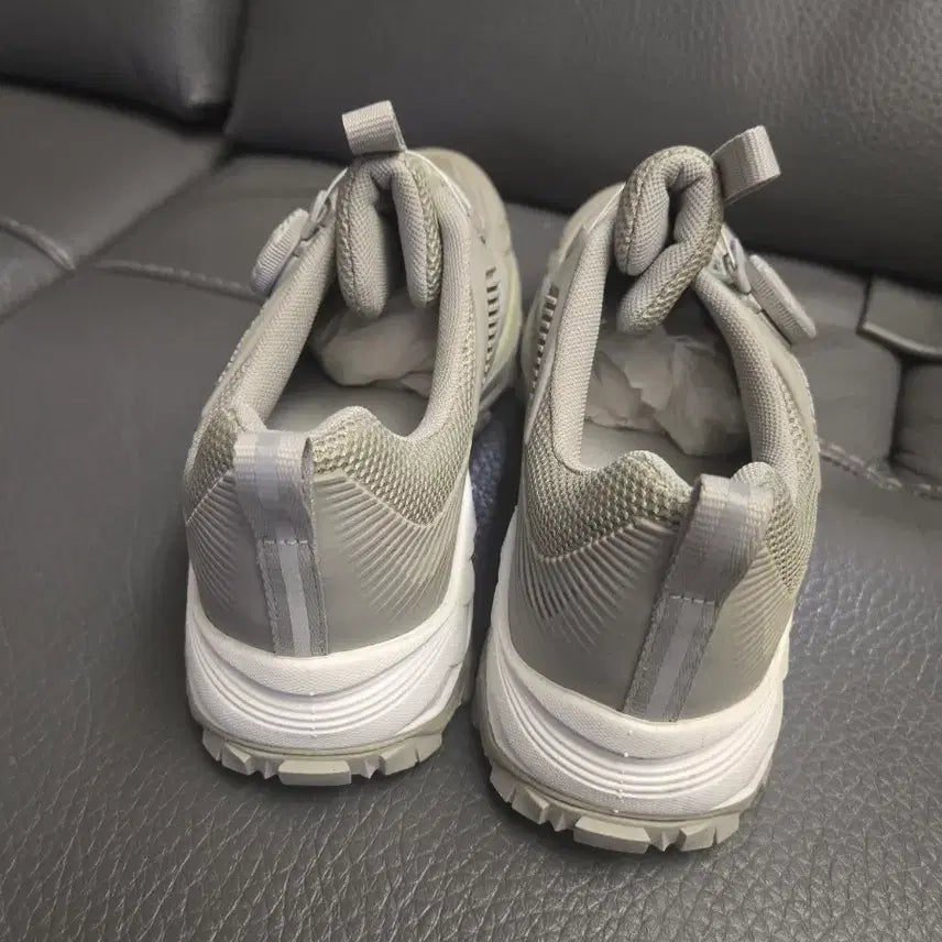 [SOLD OUT] 정품 블랙야크 343 OG TREK 카키색 고어텍스 트레킹화 250미리
