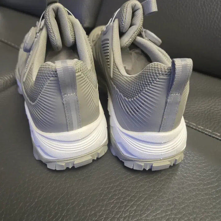 [SOLD OUT] 정품 블랙야크 343 OG TREK 카키색 고어텍스 트레킹화 250미리