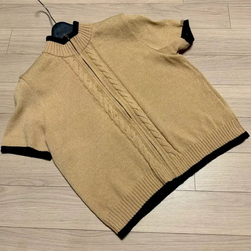[BUNJANG] St. John Knit Half-Sleeve Zip-Up Cardigan / 센존 스포츠 st.john 니트 반팔 집업 가디건 배색 여름 골프 하이넥