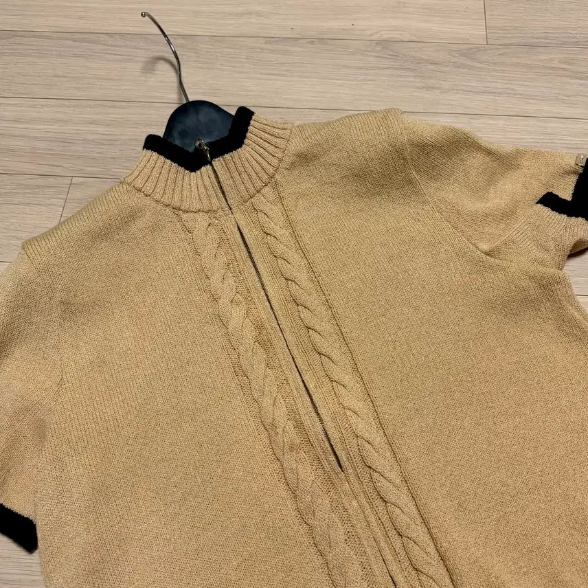 [BUNJANG] St. John Knit Half-Sleeve Zip-Up Cardigan / 센존 스포츠 st.john 니트 반팔 집업 가디건 배색 여름 골프 하이넥