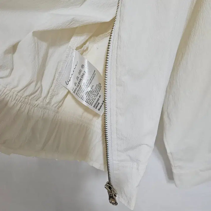 [BUNJANG] Unene Lightweight Windbreaker Jacket / unene 바스락 점퍼