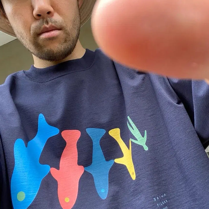 [BUNJANG] DAIWA PIER39 Geoff McFetridge Tech Drawstring T-Shirt Navy XL / 다이와피어39 반팔 티셔츠 네이비 XL
