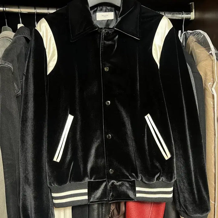 [BUNJANG] Rolling Studio Velvet Varsity Teddy Jacket Black / [L] 롤링스튜디오 벨벳 바시티 테디 자켓 블랙